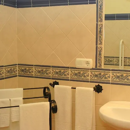 Hotel La Casa Grande De Alpandeire
